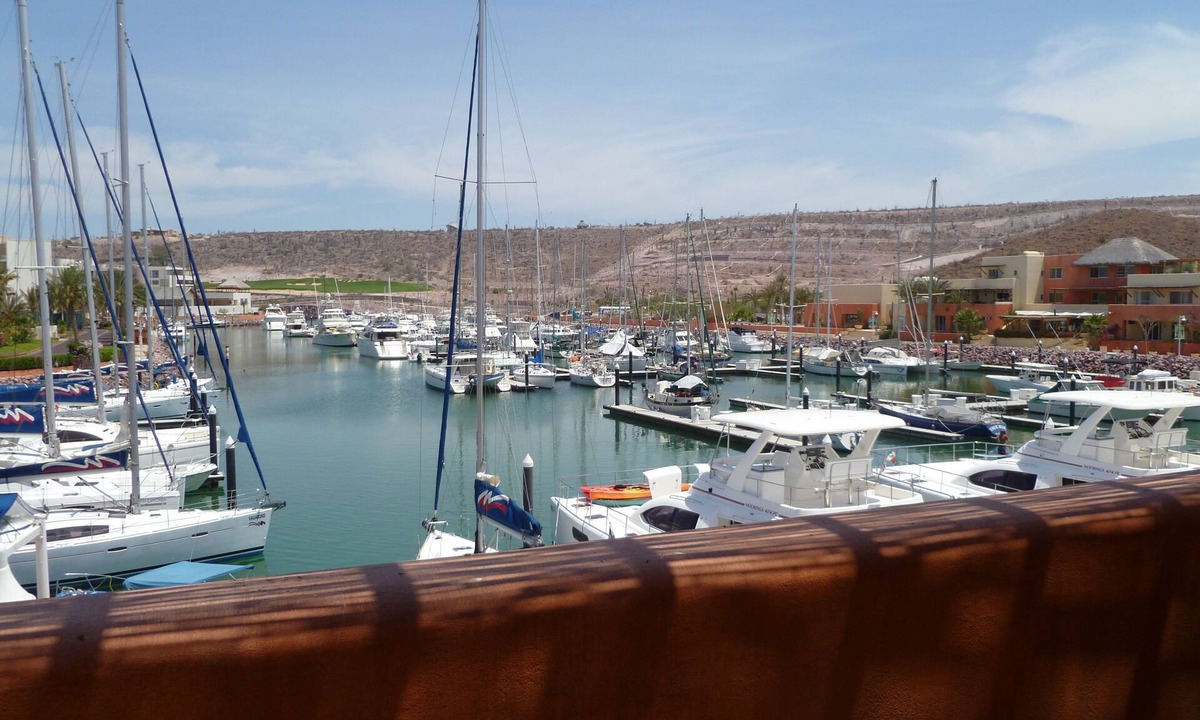 La Paz Condo | The Perfect Holiday Vacation!