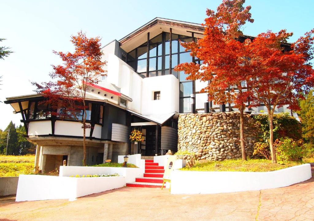 Hakuba Bed & Breakfast | The Phat House