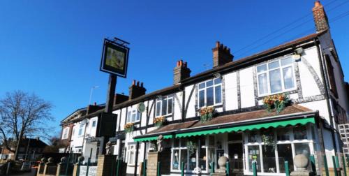 Dunstable Bed & Breakfast | The Pheasant Inn