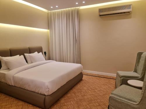 Gezira Apartment | The Pineapple Studio Central Zamalek