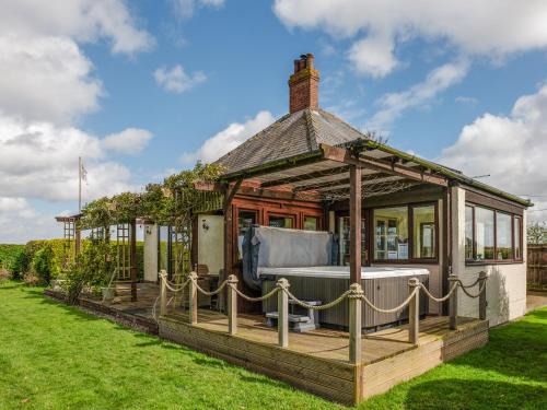 Long Riston House | The Poplars