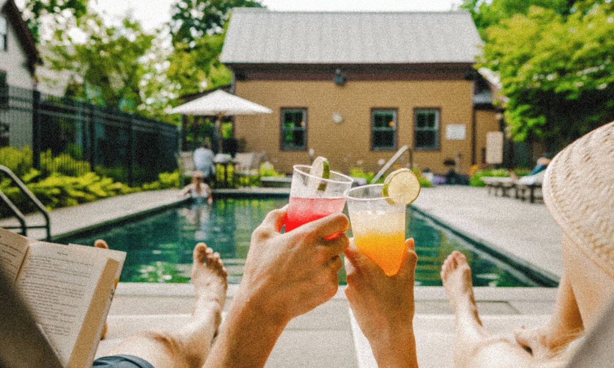 North Adams Hotel | The Porches Inn at Mass MoCA