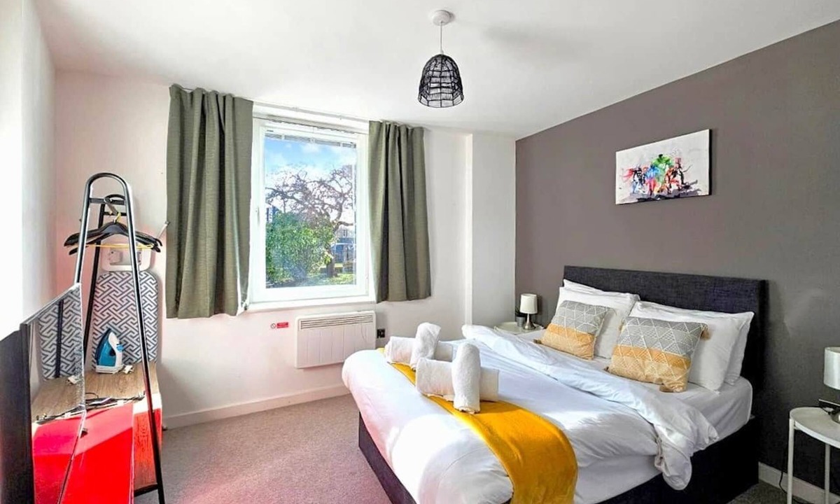 Barnwood Apartment | The Post House One by Fortuna Property Portfolio, The Post House One Apartment