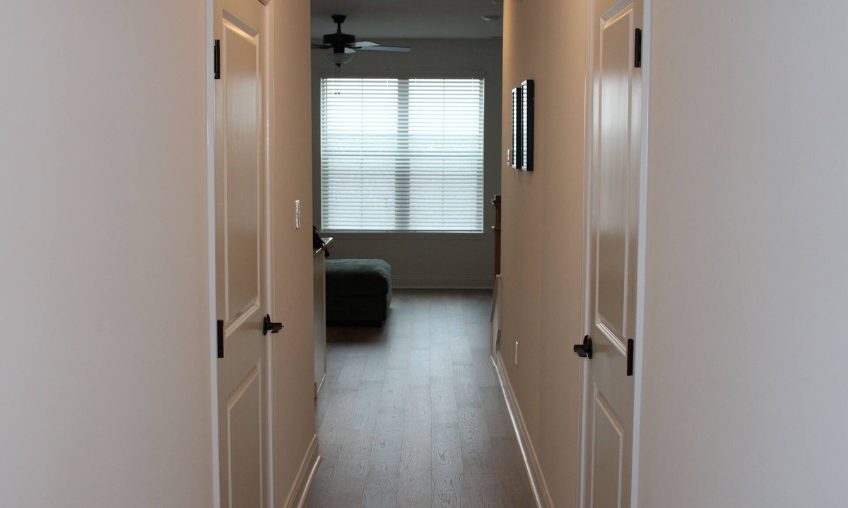 Alcoa House | The Purrfect Stay—a charming, cat-themed 2.5-bedroom home in Maryville, TN.