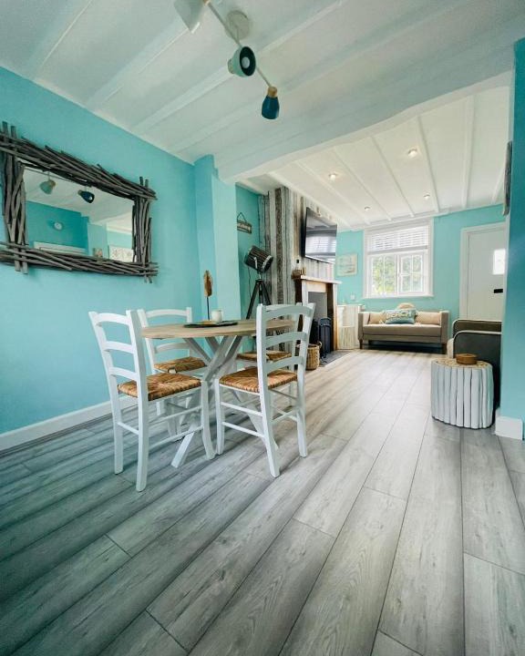 Parkgate House | The Rambler's Rest Cottage, Parkgate, Wirral