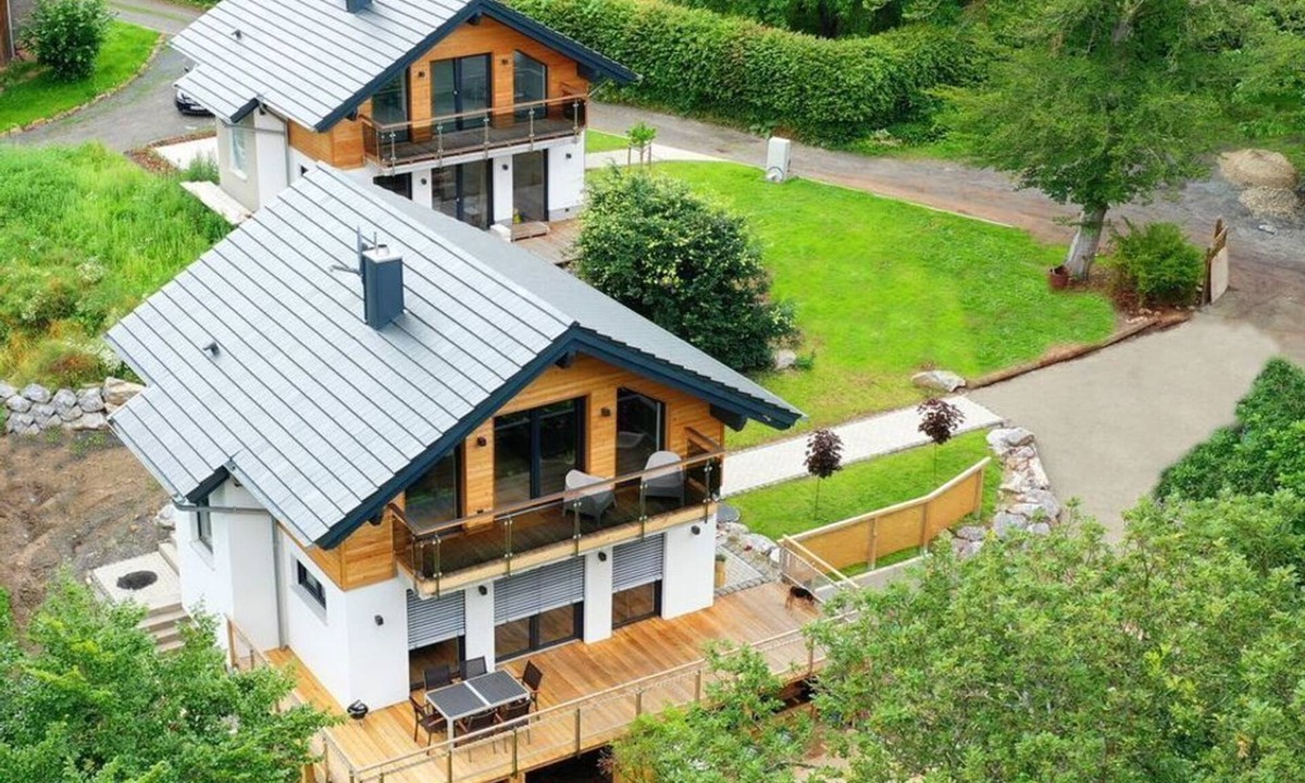 Edertal House | The Red One, Germany