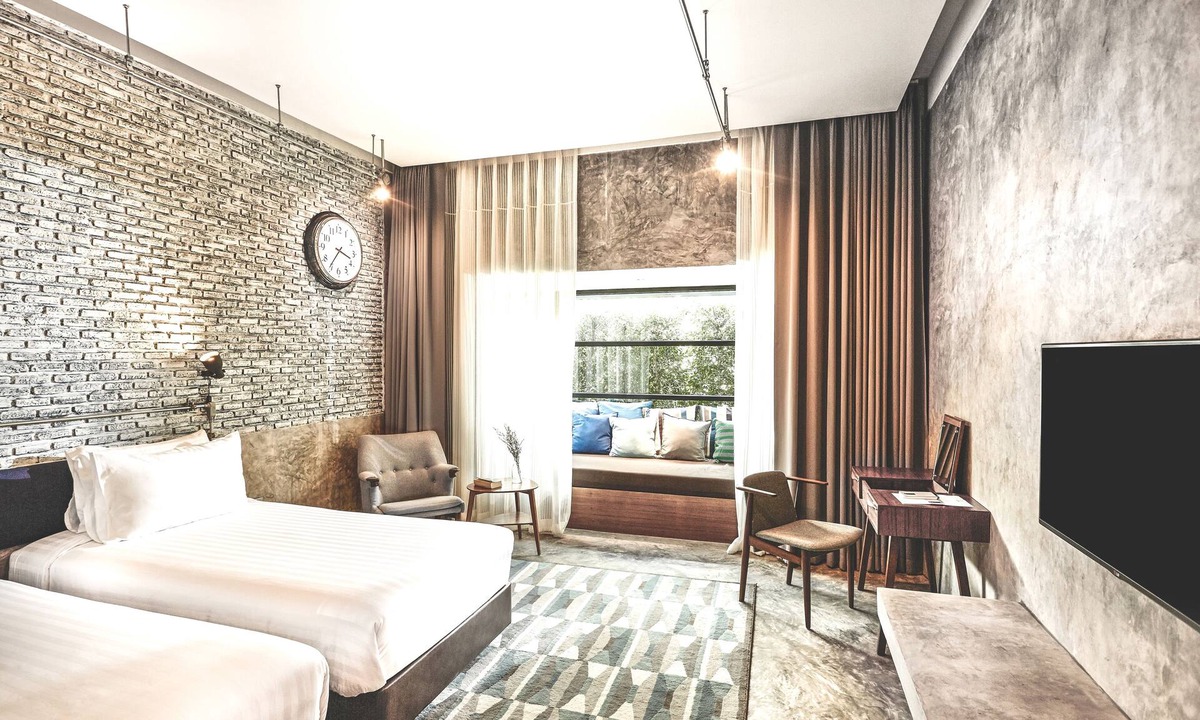 Khao Takiab Hotel | The Restro