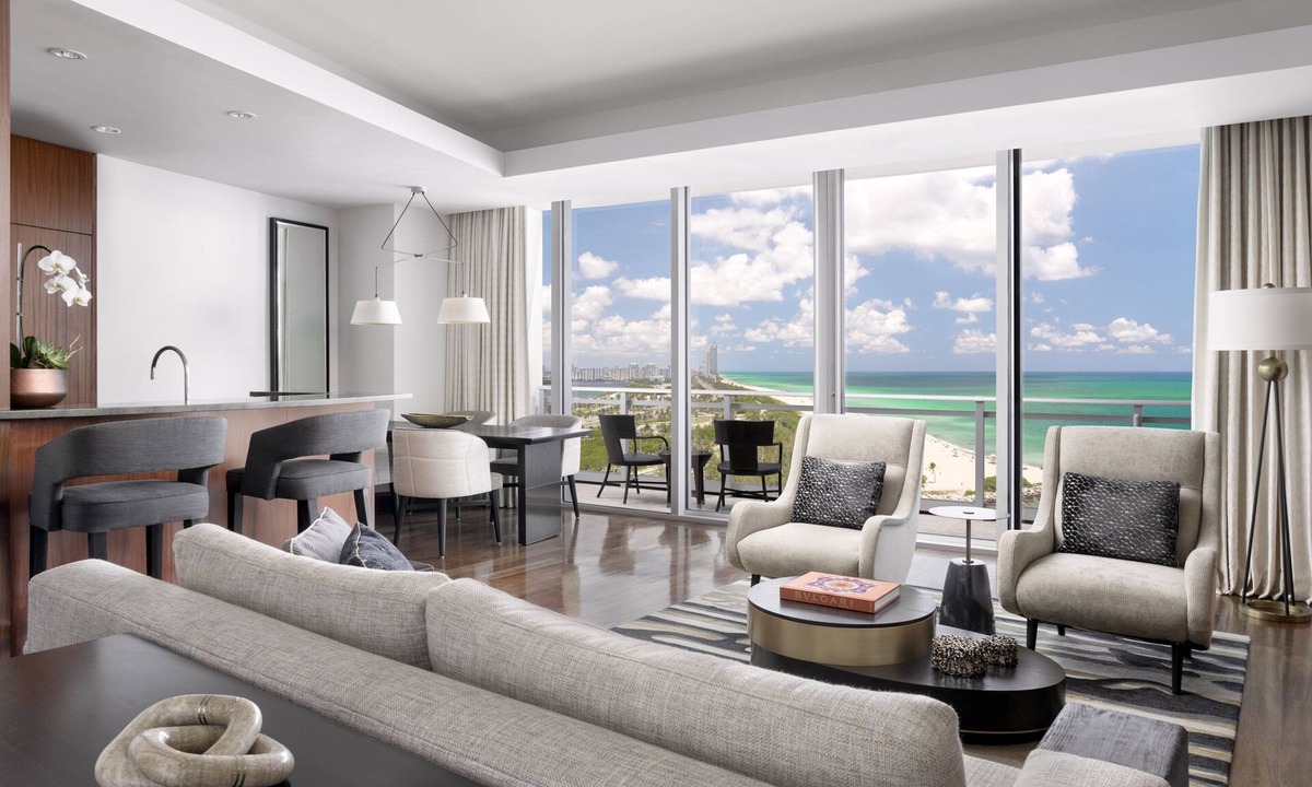 Bal Harbour Hotel | The Ritz-Carlton Bal Harbour, Miami