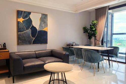 Little Japan Apartment | The Rixx Spacious 2 bedrooms @OperaHouse/Vincom/D1