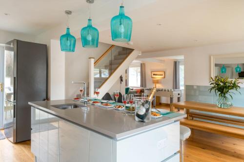 Croyde House | The Rock