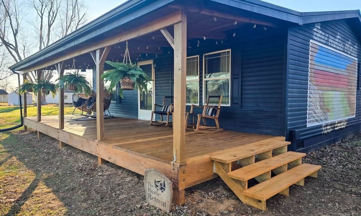 Marshall House | The Rustic Retreat