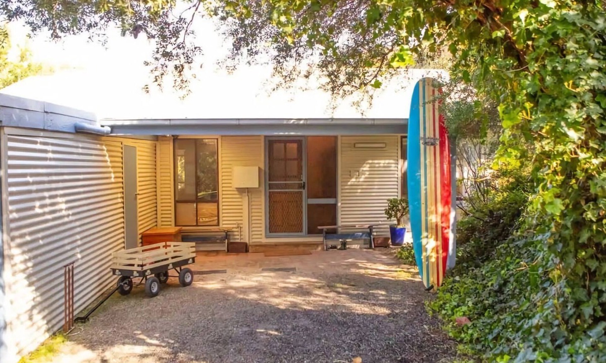 Sandy Point House | The Sandy Shack Stay 3 Pay 2 Winter Special