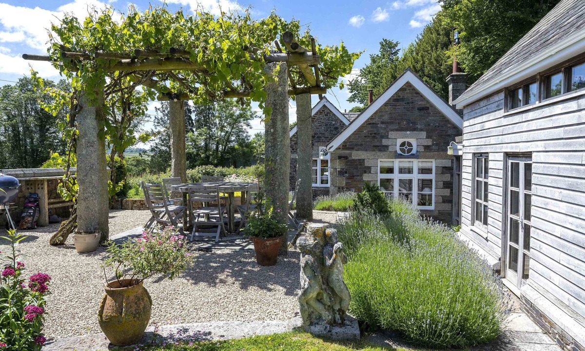 Coryton House | The School House, Coryton - a peaceful retreat (sleeps 6+toddler)