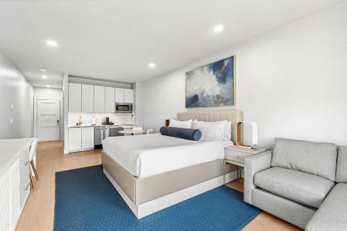East Garden City Hotel | The Selby