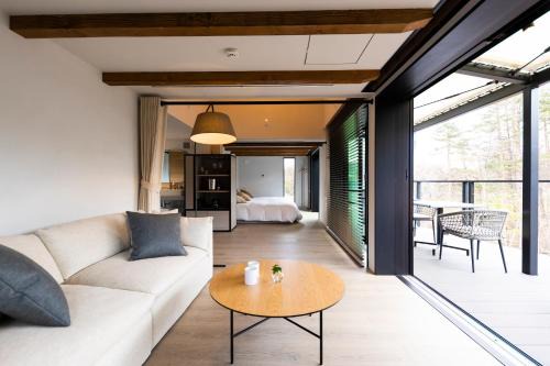 Narusawa Resort | The SENSE FUJI