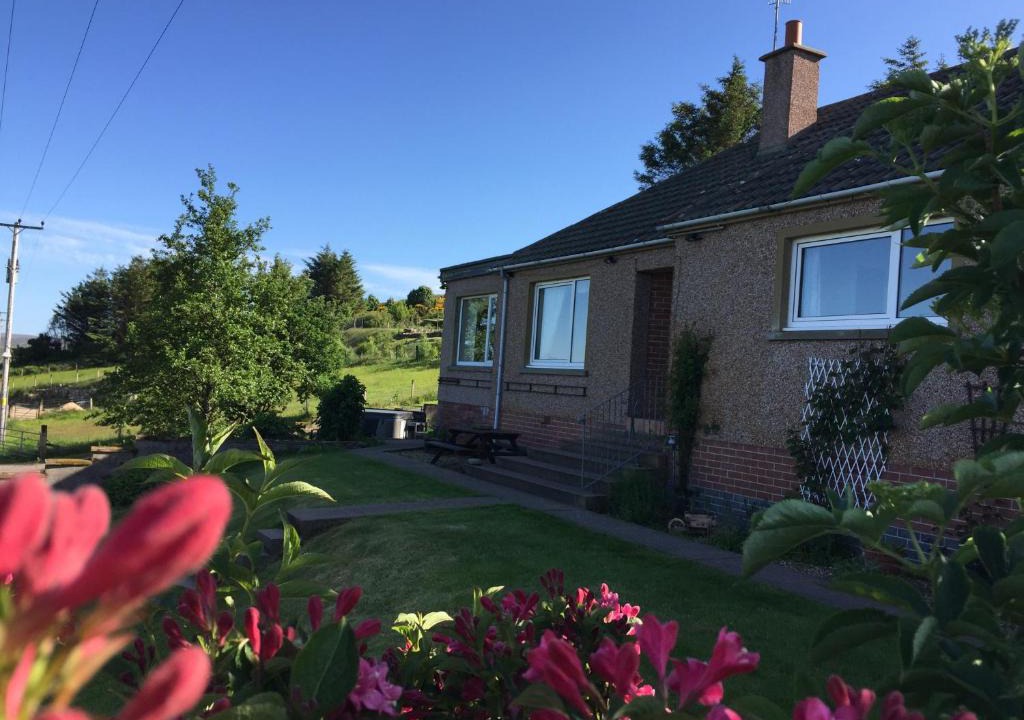 Melvich Bed & Breakfast | The Sheiling B&B - NC 500