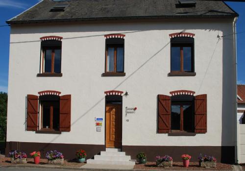 Martinpuich Bed & Breakfast | The Silent Picket