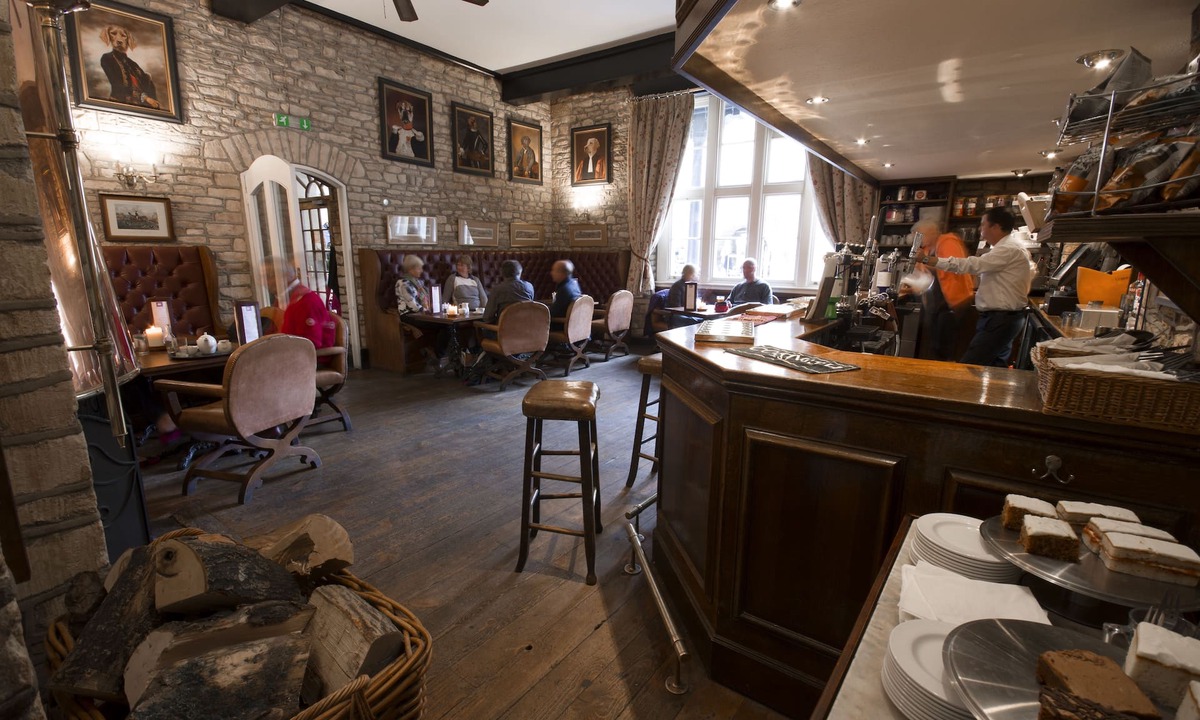 Tetbury Hotel | The Snooty Fox