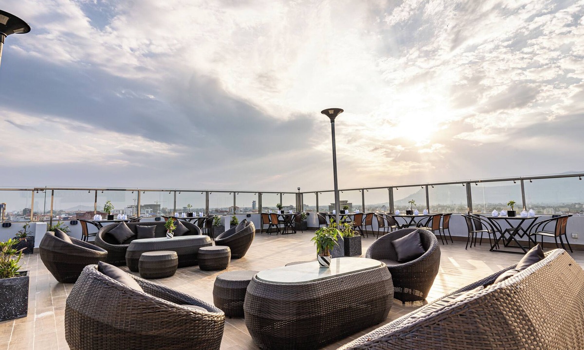 Kampot Hotel | THE SQUARE KAMPOT HOTEL