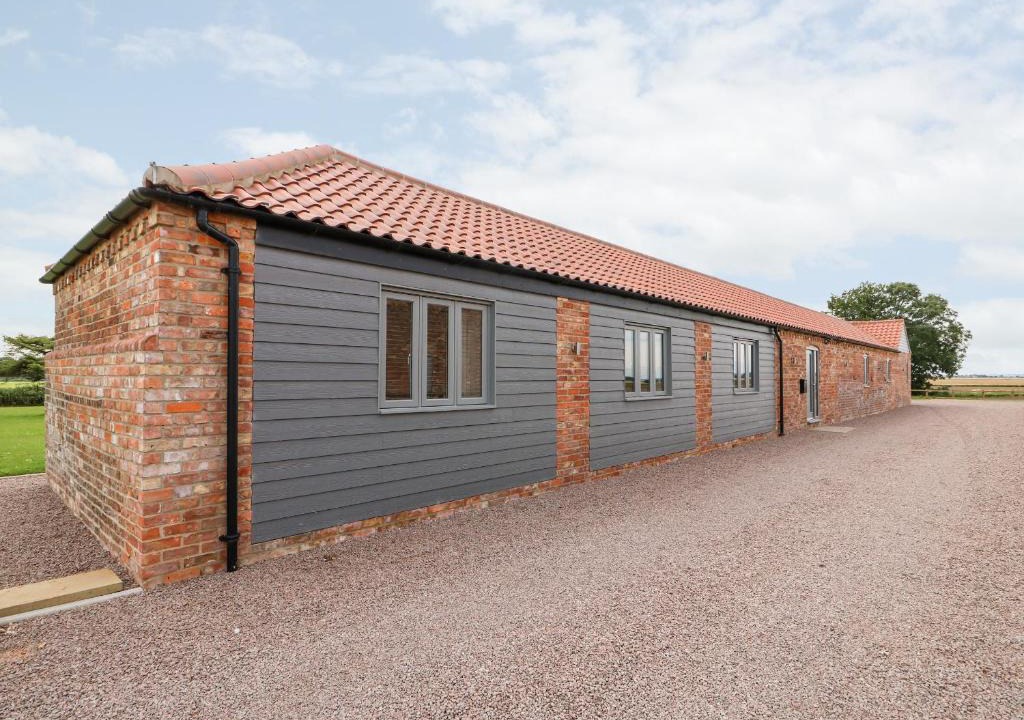 Boston House | The Stables