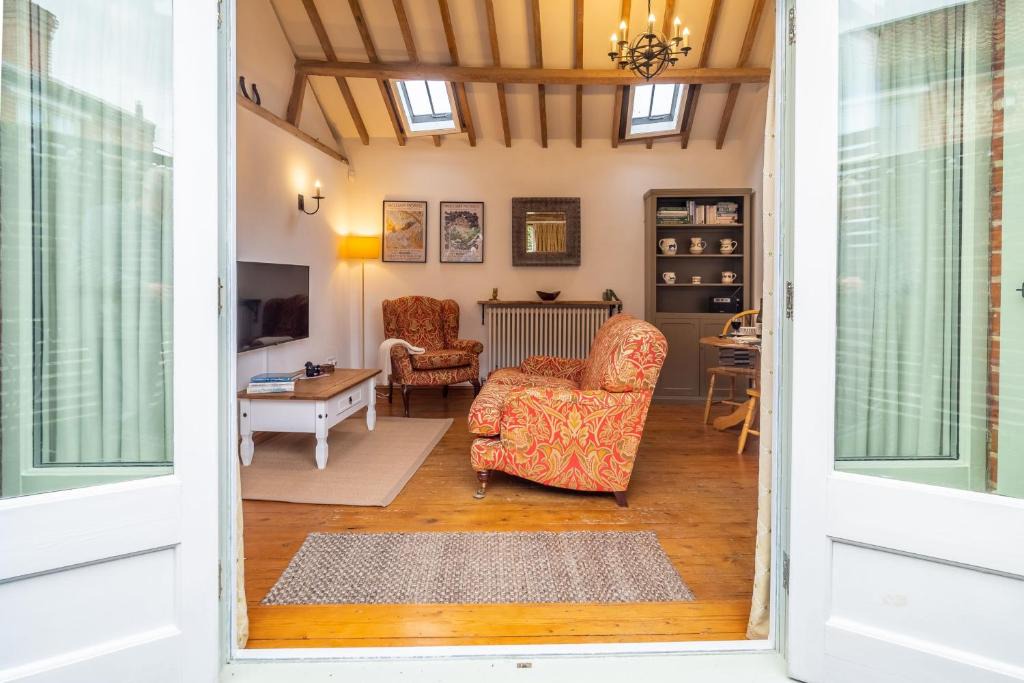 North Walsham House | The Stables