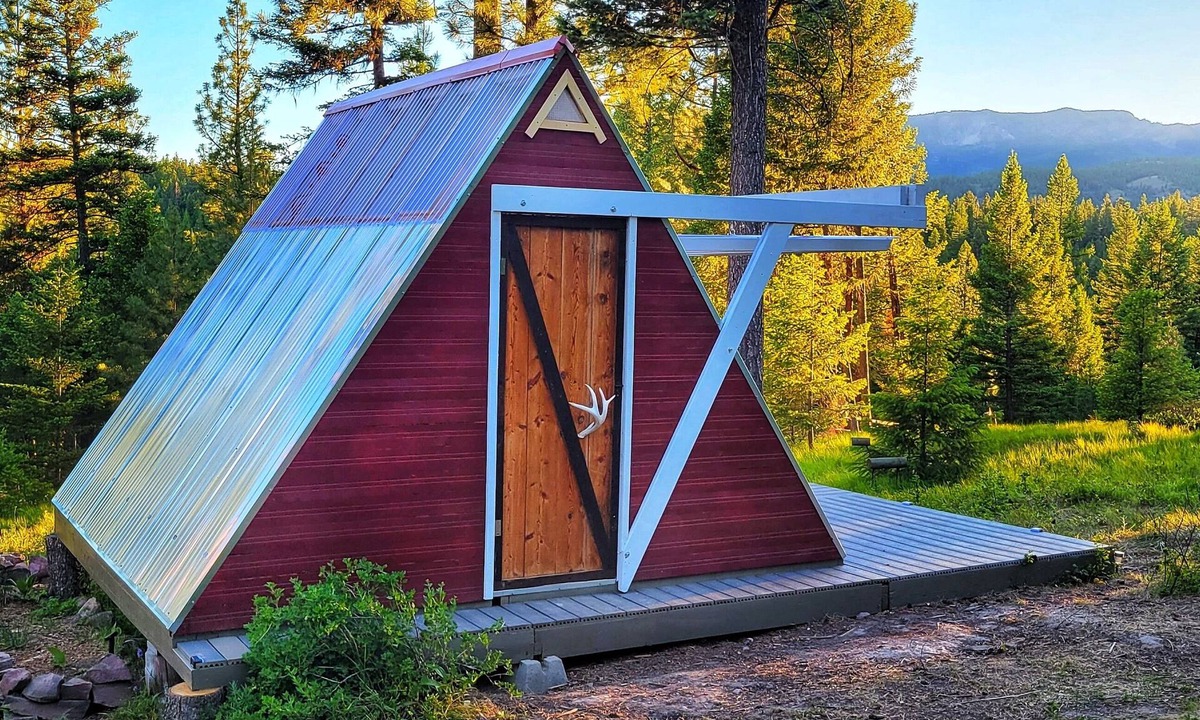 Missoula Cabin | The Stargazer A-frame Cabin at The Hohnstead Glamping near Missoula, Montana