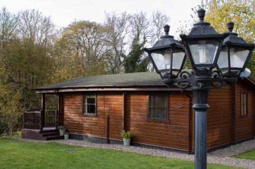 Kettlebridge Cabin | The Steadings Log Cabins