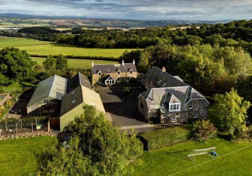 Perth House | The Studio at Pitmeadow Farm