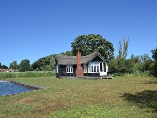 Irstead House | The Studio