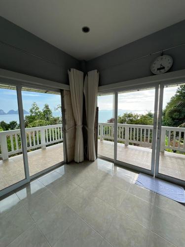 Sikao Apartment | The Sunset Suite Panoramic Sea Views