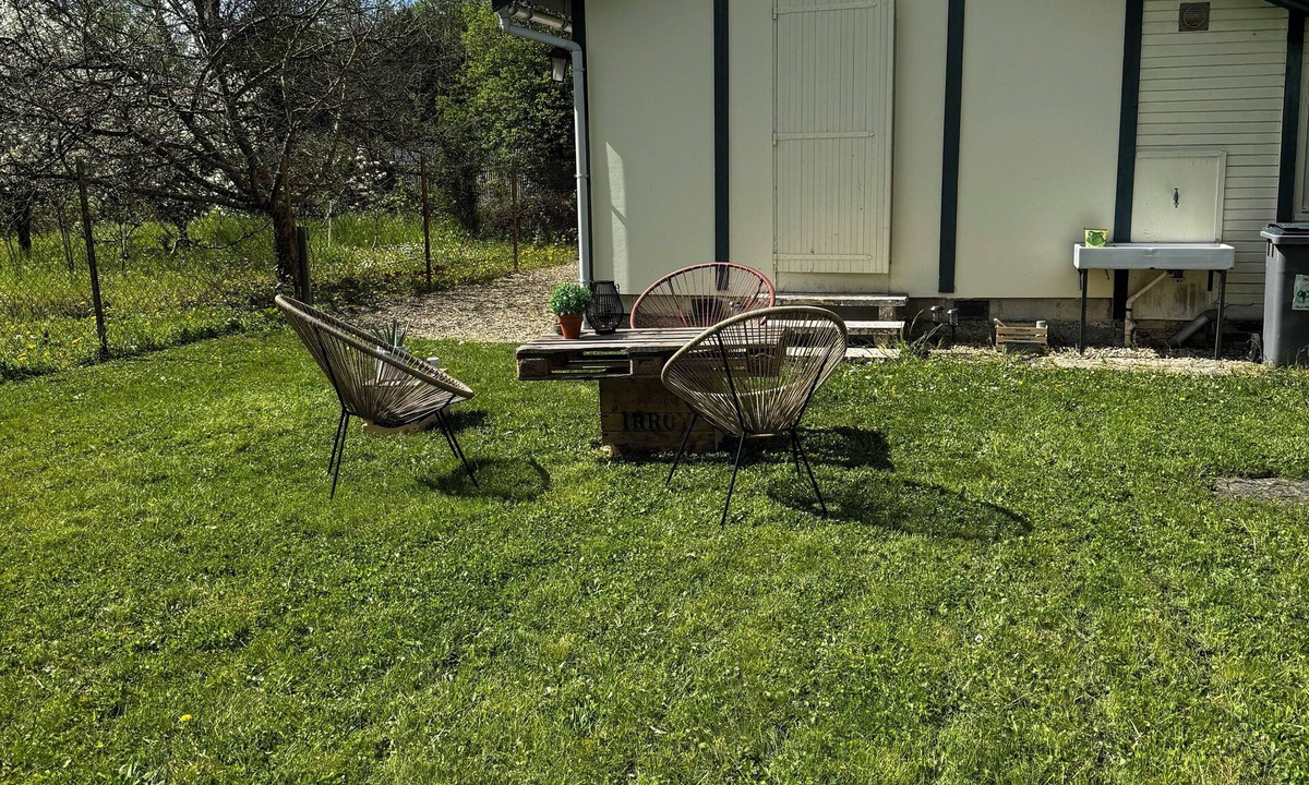 Asfeld House | The swallows' corner