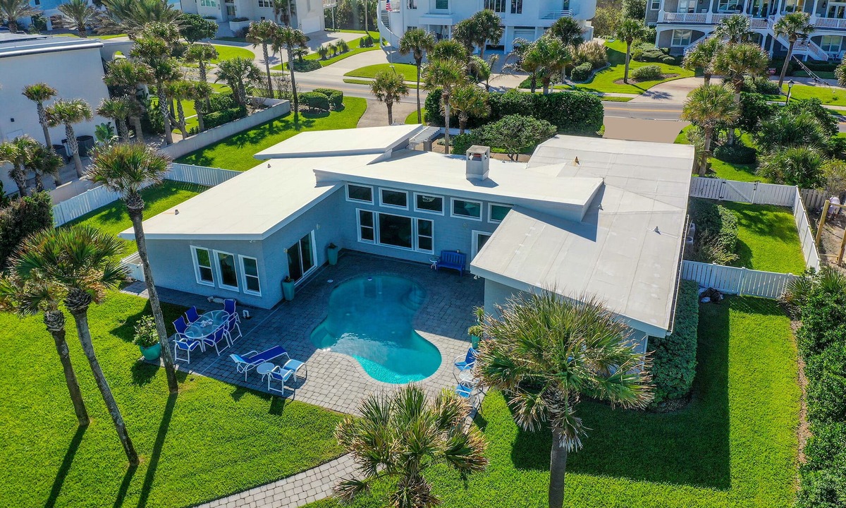 Sawgrass House | "The Swift Cottage" Old Ponte Vedra, Blvd. with Private pool!