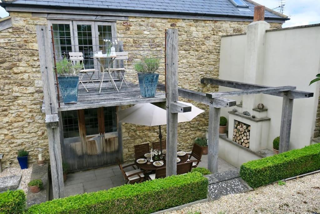 Chilthorne Domer House | The Tallet - converted three bed stable - no children under 8