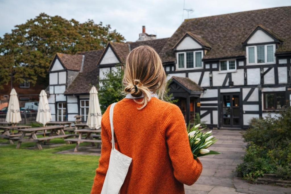 Quedgeley Hotel | The Thatch Inn