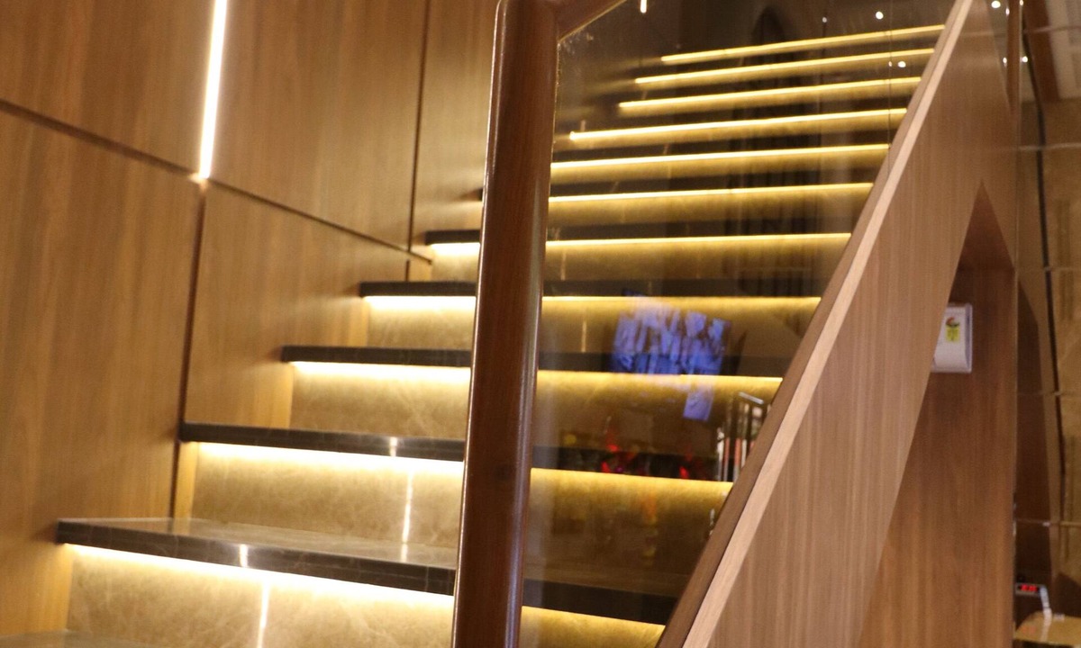 Malad West Hotel | The UBE Residency