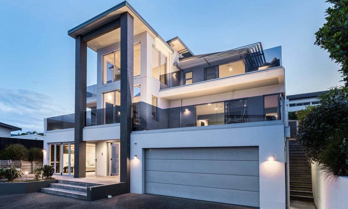 Papamoa Beach House | The Upper Deck by Beyonder