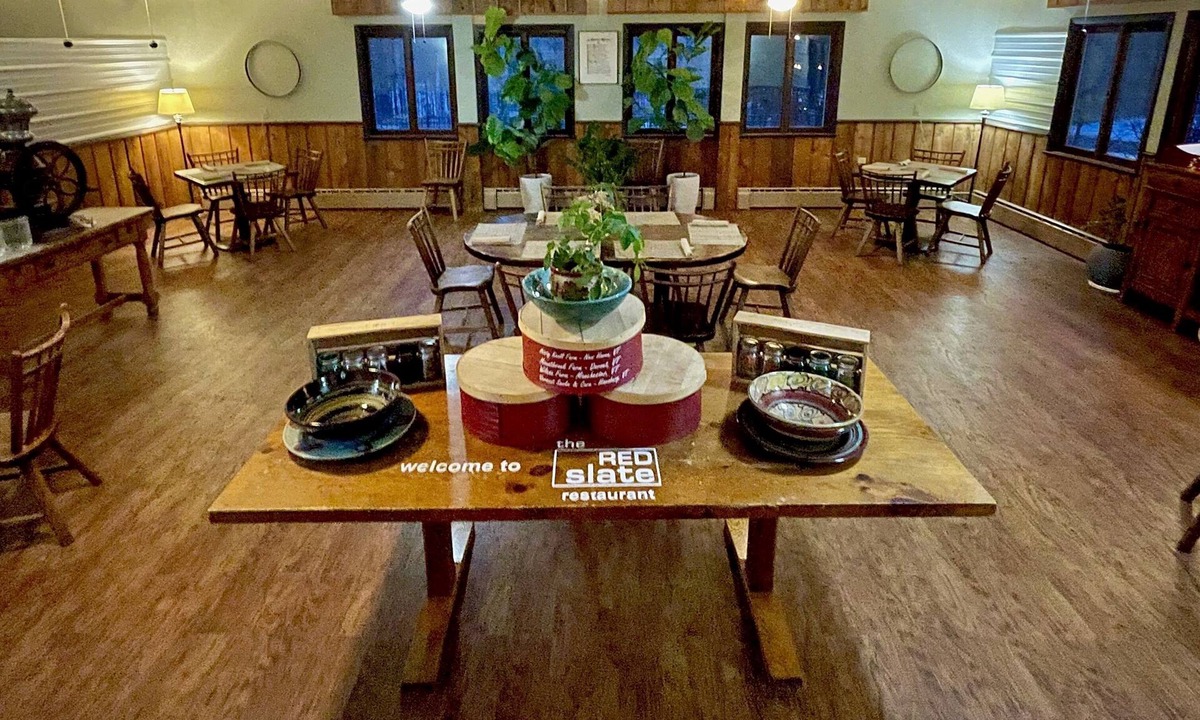 Londonderry Hotel | The Upper Pass Lodge at Magic Mountain