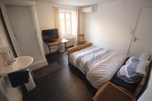 Chalus Hotel | The Val Hotel