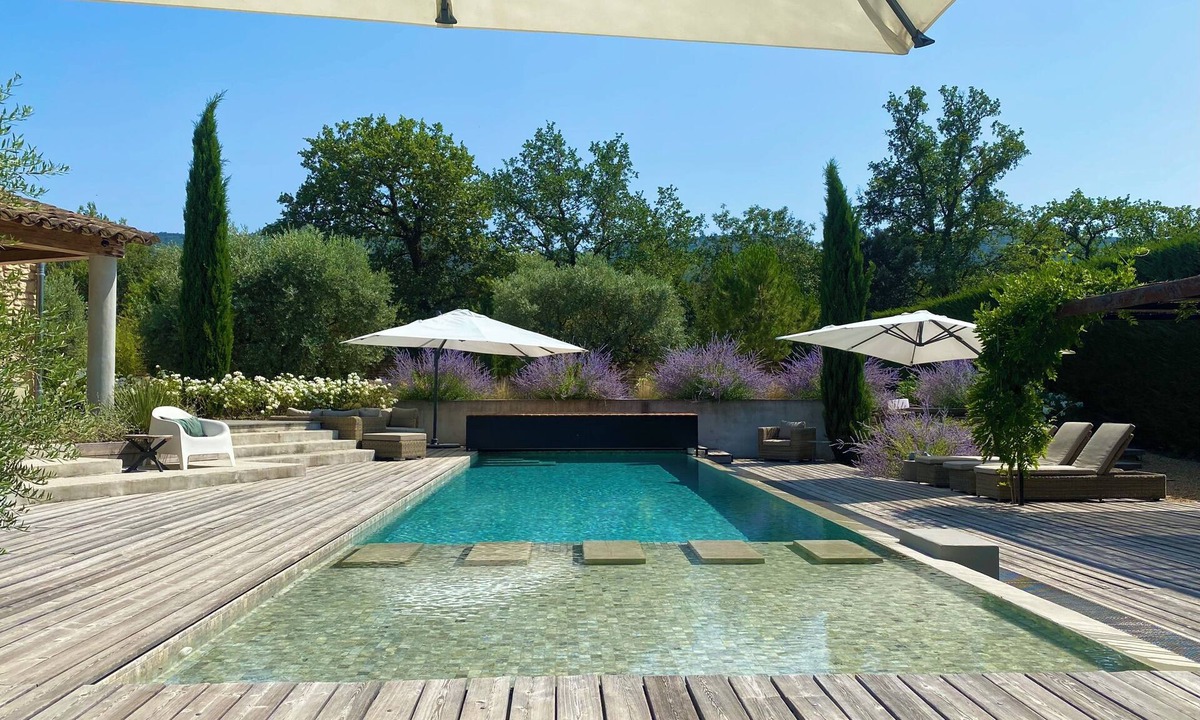 Menerbes Villa | The Villa Azul, near Ménerbes with 5 bedrooms, air conditioning