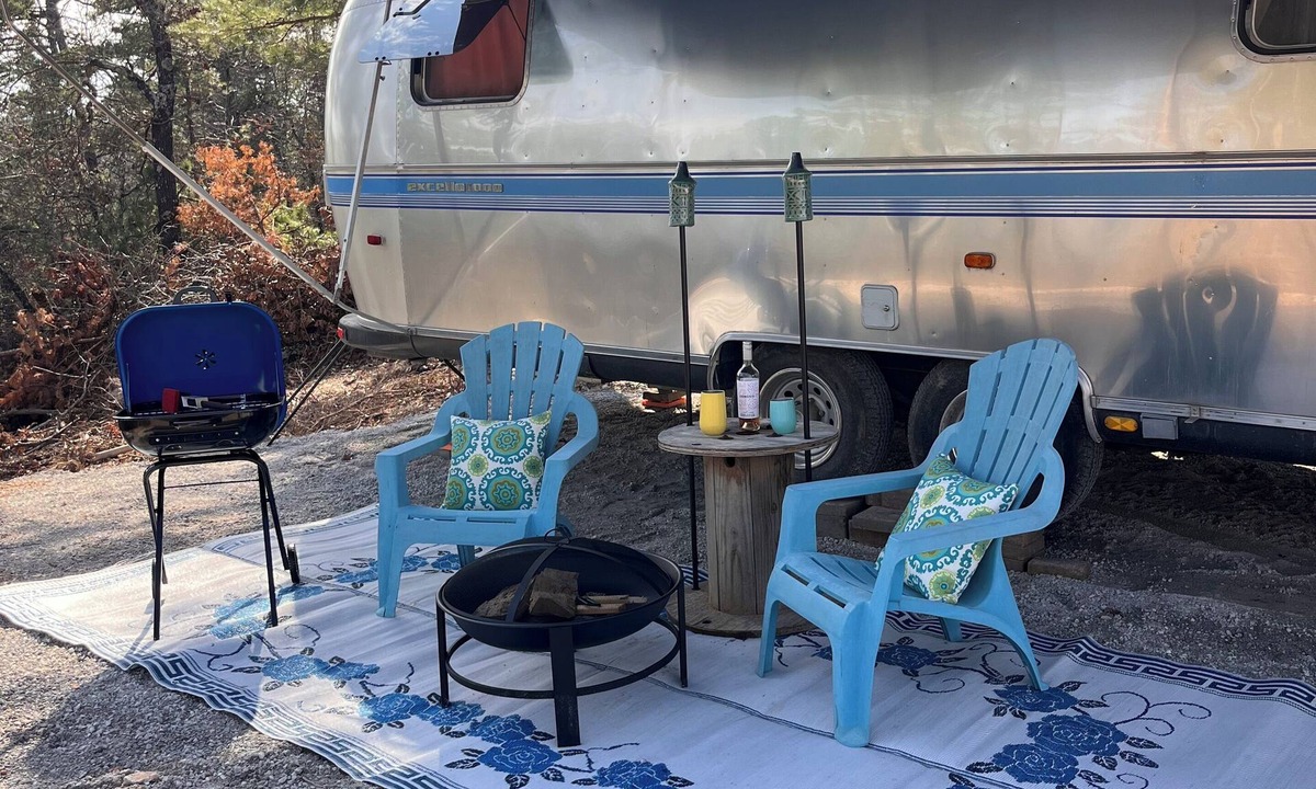 Eureka Springs House | The Vintage Vue Airstream