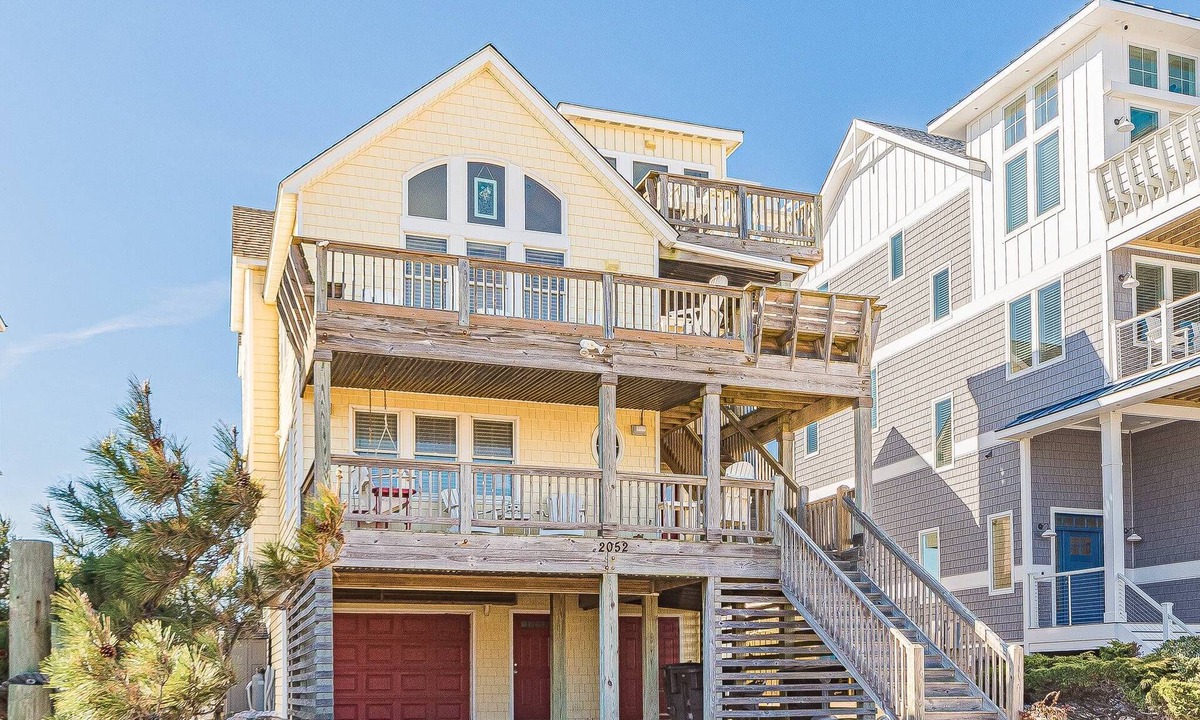Colington House | The Watch Tower - KDH MP 6.5, Ocean View, 12 Yds to Beach, Pool, Hot Tub, Tiki Bar, Flex Stays