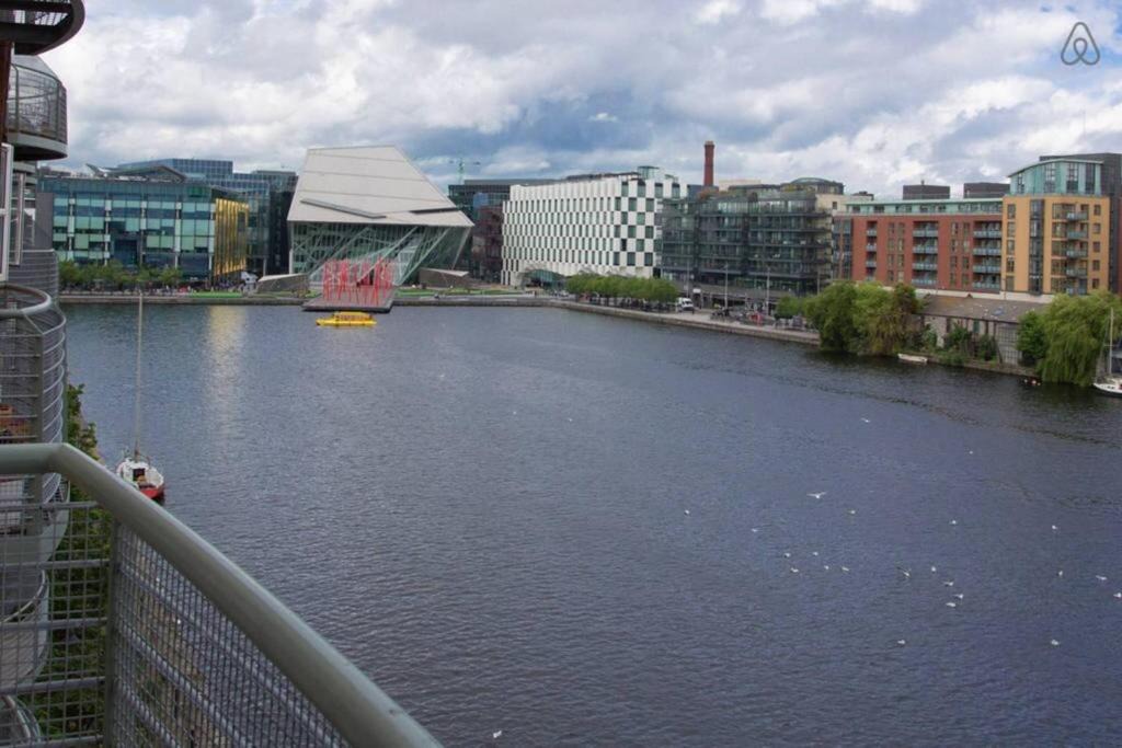 Grand Canal Dock Apartment | The Waterside