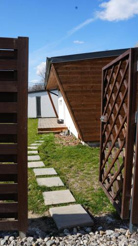 Pausesti-Maglasi Villa | The Weeping Willow Retreat - Luca
