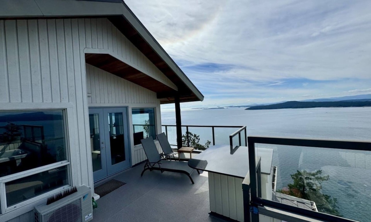Pender Island Apartment | The West- Ocean Front Suite over looking Salish Sea and occasional Orca Whales