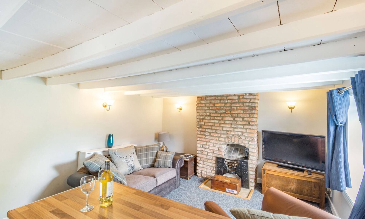 Kilnwick Cottage | The White House