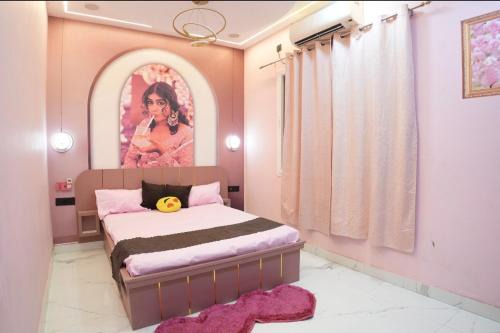 Noida Villa | The White Lilly