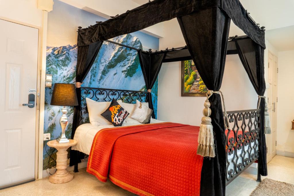 Khon Kaen Hostel | The White Rabbit Hostel