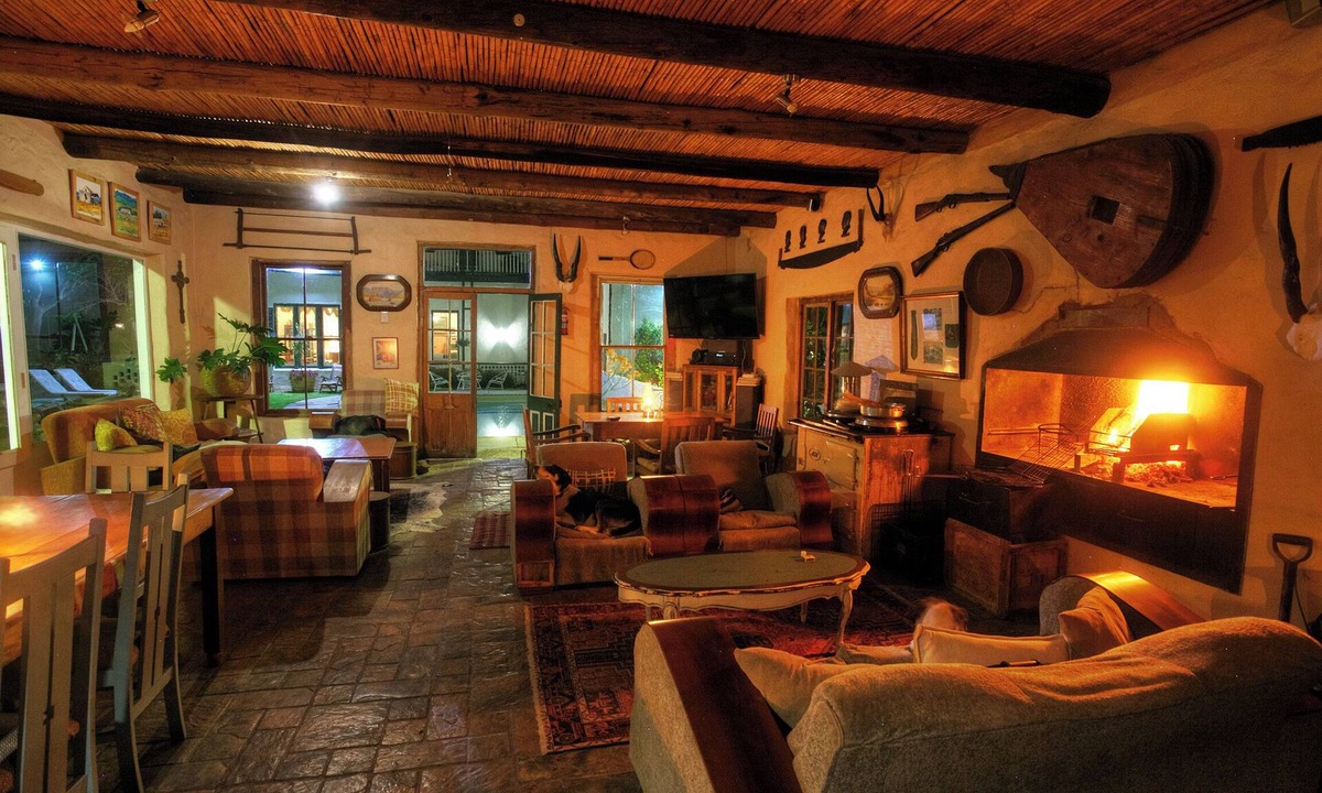 Willowmore House | The Willow Historical Guest House