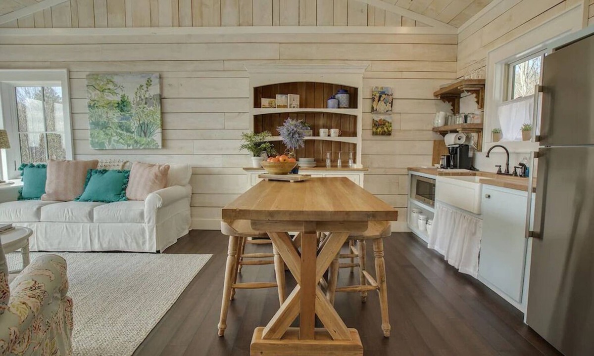 Scaly Mountain Cottage | The Wine Cellar Cottage - Mountain Vineyard Getaway
