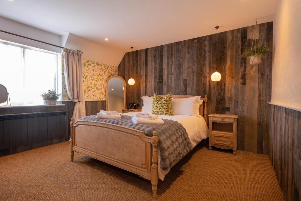 Lenham Hotel | The Wishful Thinker
